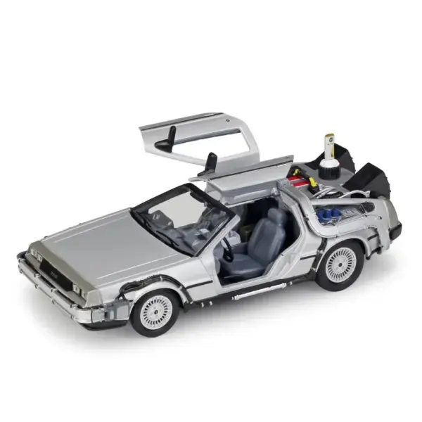 WELLY 1:24 Scale Diecast DeLorean Model Car - Image 5