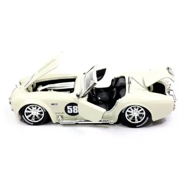 1/24 Scale Shelby Cobra 427S/C Diecast Model - Image 3