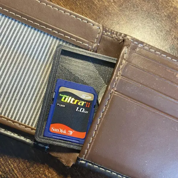 Aluminum Coin Tray for Wallet and Desk Use - Image 4