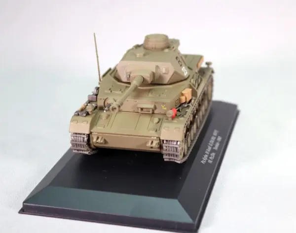1/43 Scale Pz. Kpfw. IV Ausf. G Tank Model - Image 3