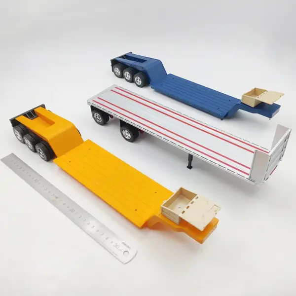 1:32 Scale Plastic Truck Trailer Model Accessory - Image 4