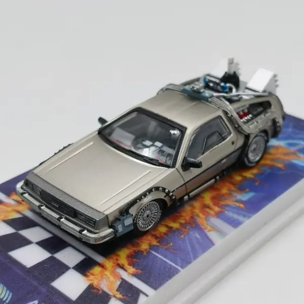 Diecast 1:64 Scale DeLorean Model Car - Image 4