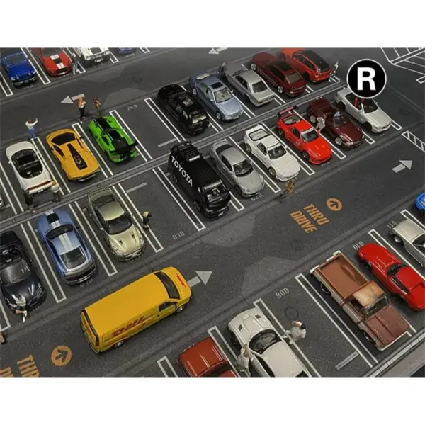 1:64 Scale Los Angeles City Parking Lot Mat - Image 5