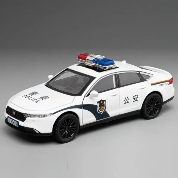 1:32 Diecast Honda Accord Police Car Model - Image 8