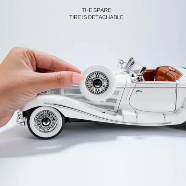 1:18 Mercedes-Benz 500K Diecast Model Car - Image 4