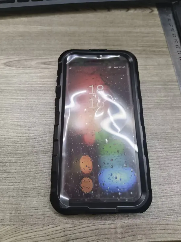Heavy-Duty Waterproof Case for iPhone 15 Pro Max - Image 3