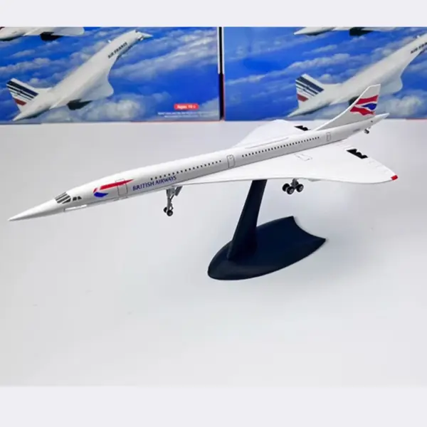 1:200 Scale Concorde Diecast Model Aircraft - Image 4