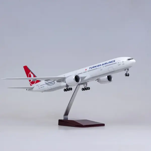 1:157 Scale B777 Turkish Airlines Model Airplane