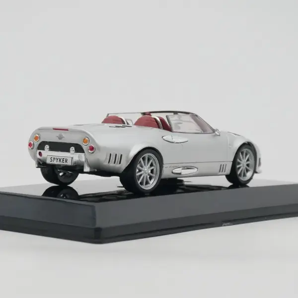 C8 2005 Roadster 1:43 Diecast Alloy Model - Image 5