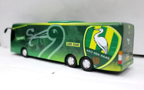Diecast Football Team Bus Model 22x5x6.5CM - Image 3