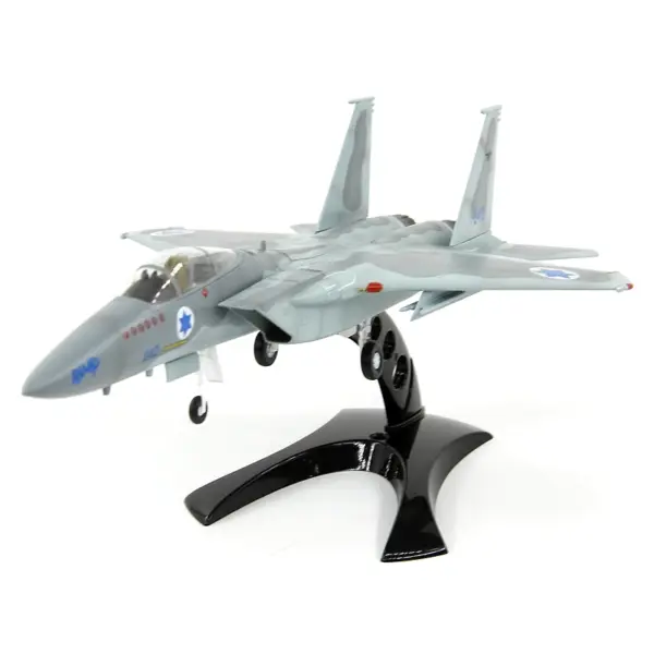 1/72 Scale F-15C Eagle Fighter Model - Image 3