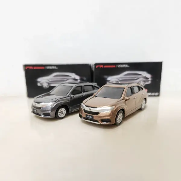 1:64 AVANCIER SUV Diecast Car Model Toy