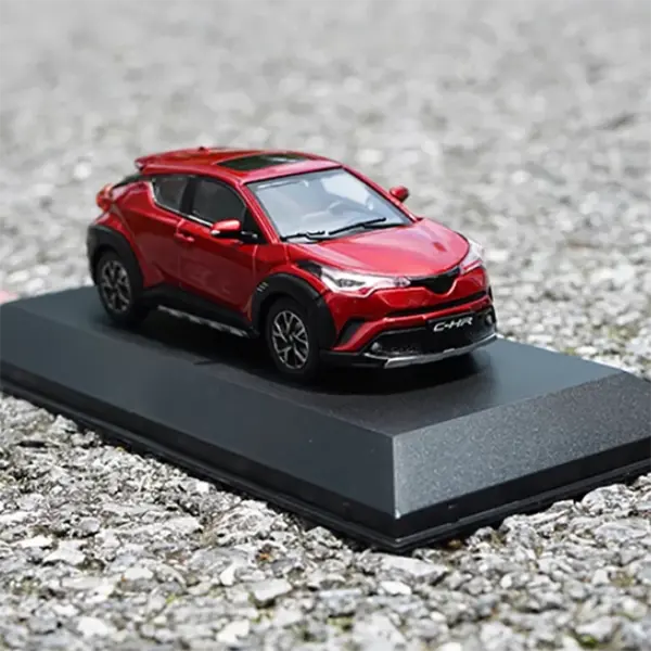 Diecast 1:43 Scale C-HR Alloy Model Vehicle - Image 4