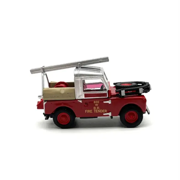 1:76 Scale Diecast Alloy Land Rover Fire Truck - Image 5