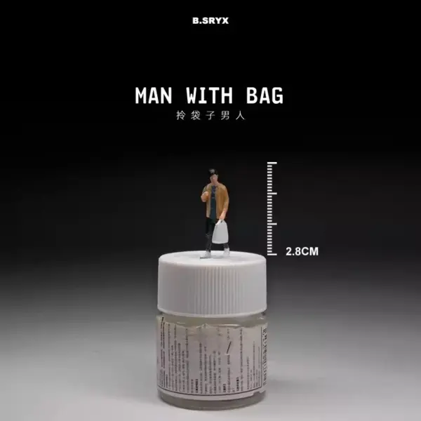 1:64 Scale Resin Action Figure Man with Bag - Image 2