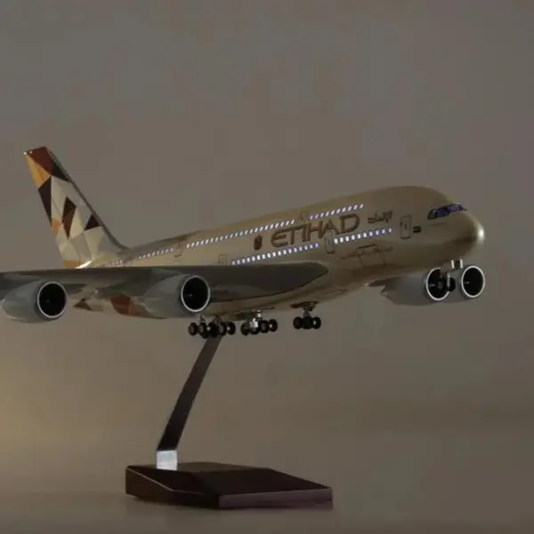 Diecast Resin Model Boeing Airplane Collection - Image 4