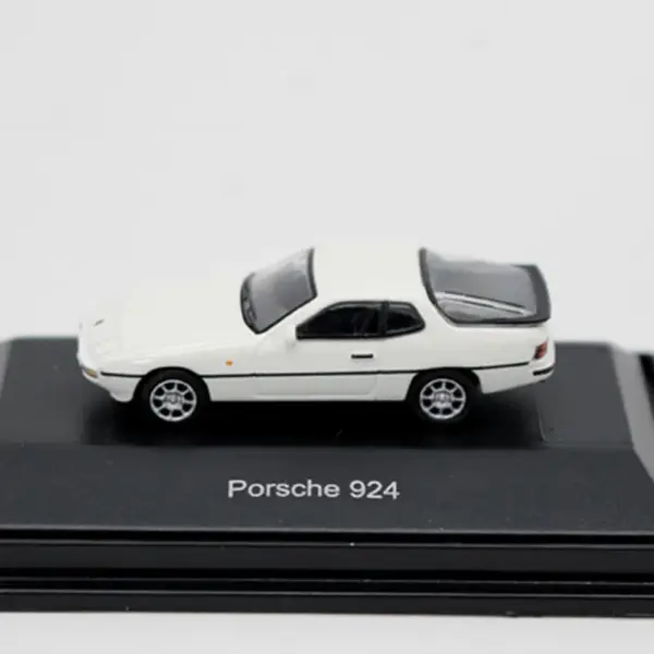 1/87 Scale Diecast Alloy Sports Car Model - Image 6