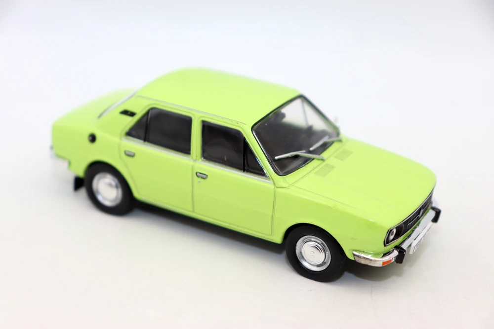 Abrex 1:43 Scale Skoda 105L 1977 Diecast 5 Abrex 1:43 Scale Skoda 105L 1977 Diecast - Image 5