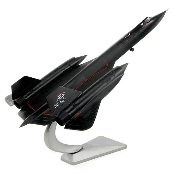 1/72 Scale SR-71A Blackbird Military Model - Image 2