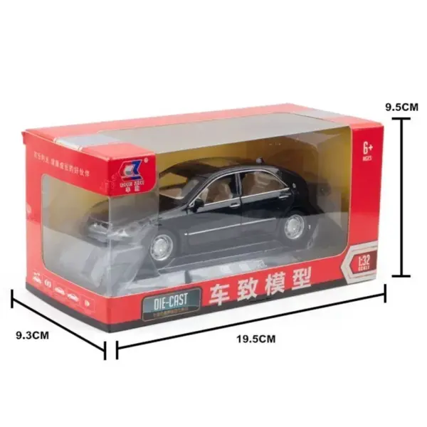 1:32 Scale Toyota Crown Diecast Model Car - Image 6