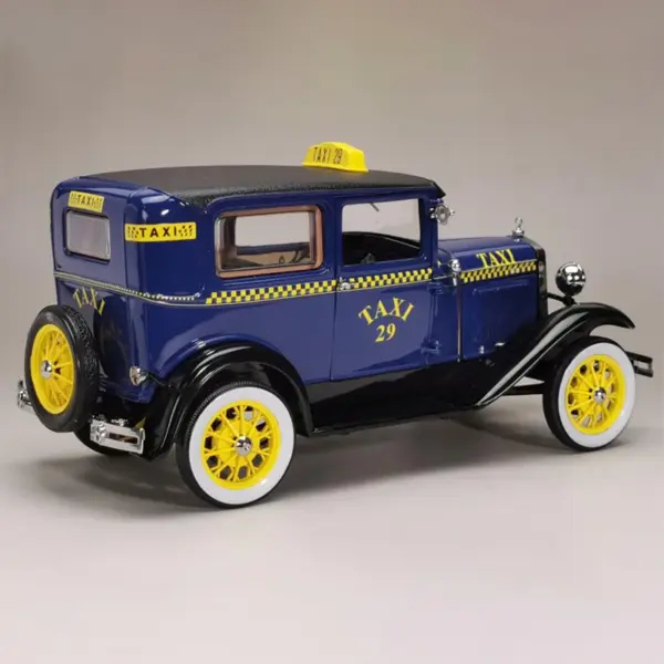 1/18 Scale 1931 Ford A Tudor Taxi Model - Image 4