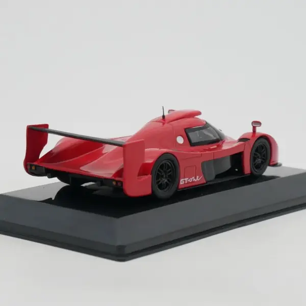 Toyota GT1 GT-One 1:43 Scale Diecast Model - Image 4