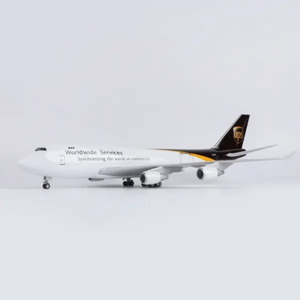 Boeing 747-400 Resin Model Airplane Display - Image 2