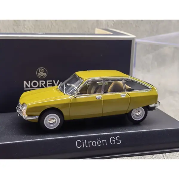 Citroen GS 1/43 Scale Diecast Model Car - Image 3