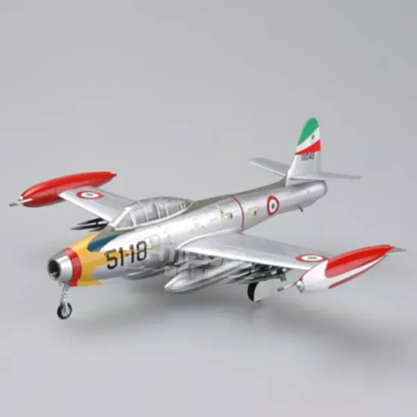 1:72 Scale F-84G Fighter Aircraft Model - Image 5