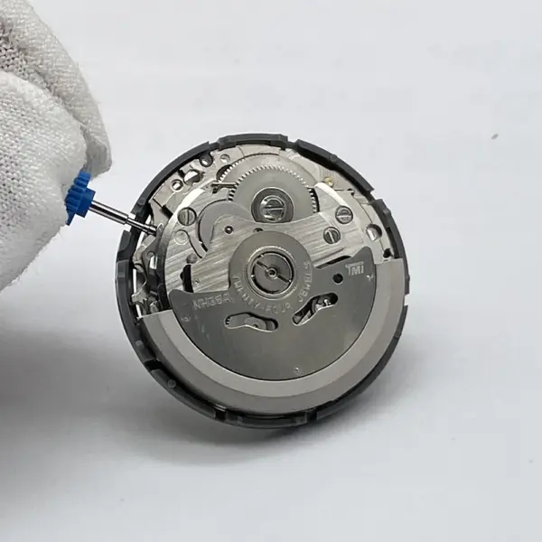Genuine NH35-6H Mechanical Movement 24 Jewels - Image 6