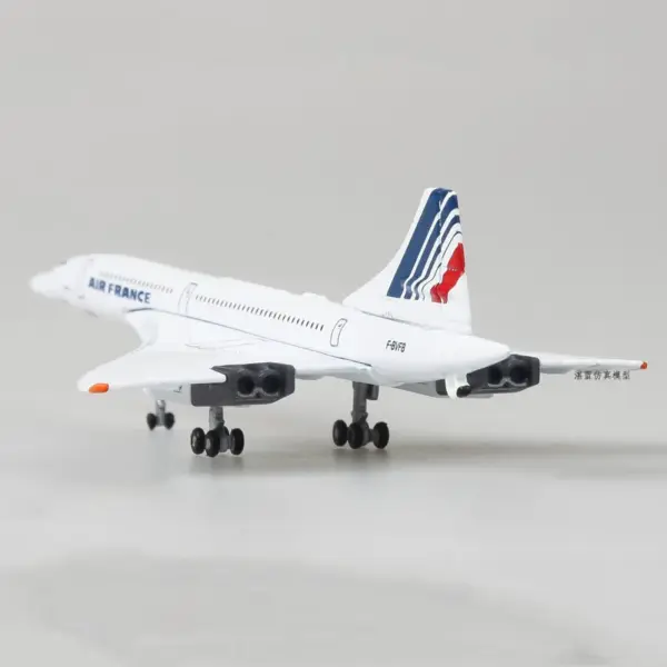 1:400 Scale Concorde Air France Model Aircraft - Image 4