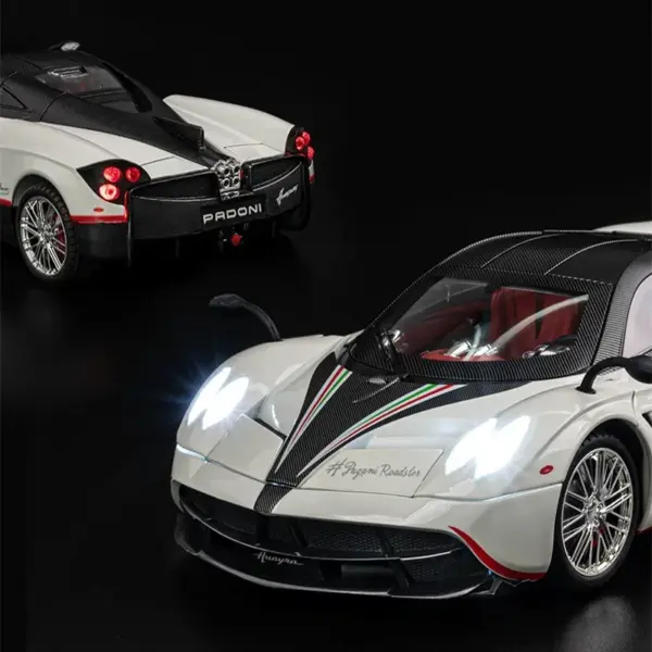 1:18 Pagani Huayra Alloy Racing Car Model - Image 3