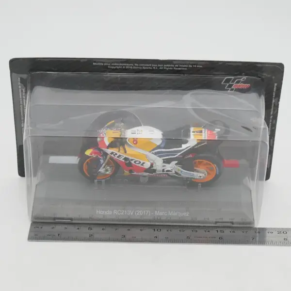 Diecast 1:18 Honda RC213V Marc Marquez Model - Image 6