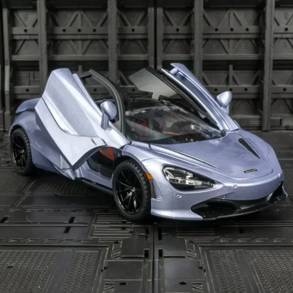 1:24 McLaren 720S Diecast Alloy Model Car - Image 5