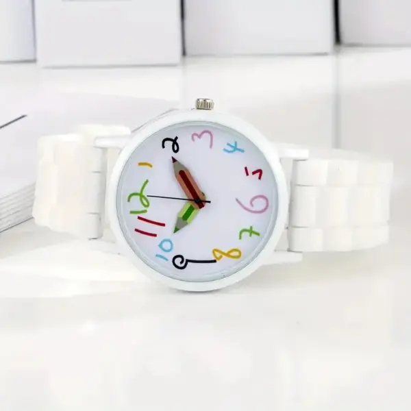 Stylish Silicone Quartz Watch for All Occasions - Image 4