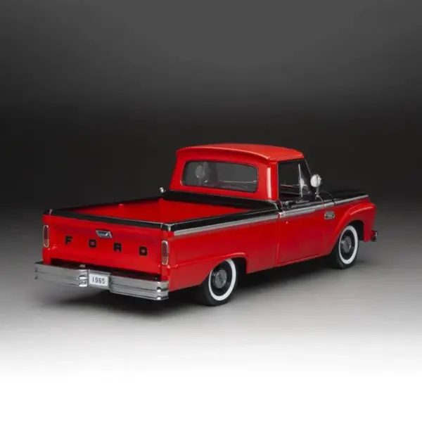 1:18 Scale Ford F-100 Diecast Truck Model - Image 5