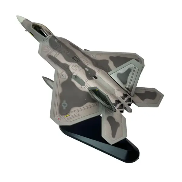 1:100 Scale Diecast F-22 Raptor Model - Image 3