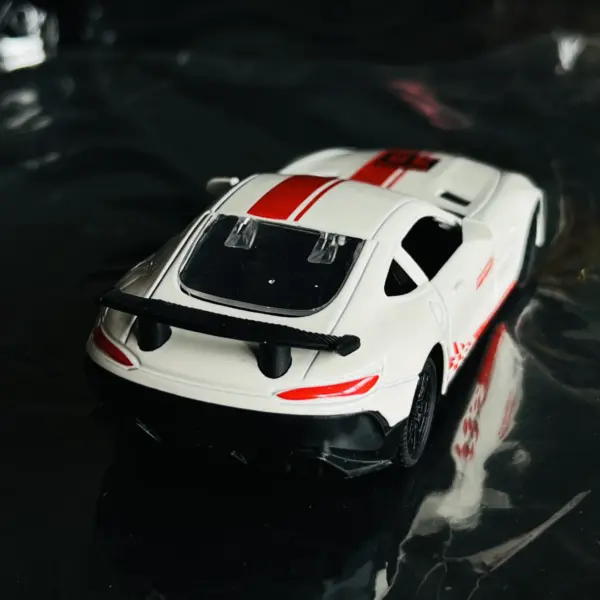 Diecast Alloy Sports Car Model Toy - Image 3