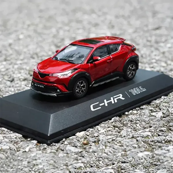 Diecast 1:43 Scale C-HR Alloy Model Vehicle - Image 2