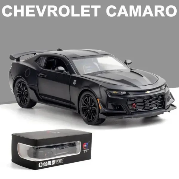 1:24 Chevrolet Camaro Diecast Sports Car Model - Image 12