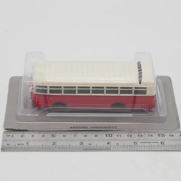 1:72 Scale Brossel Jonckheere Bus Model - Image 6