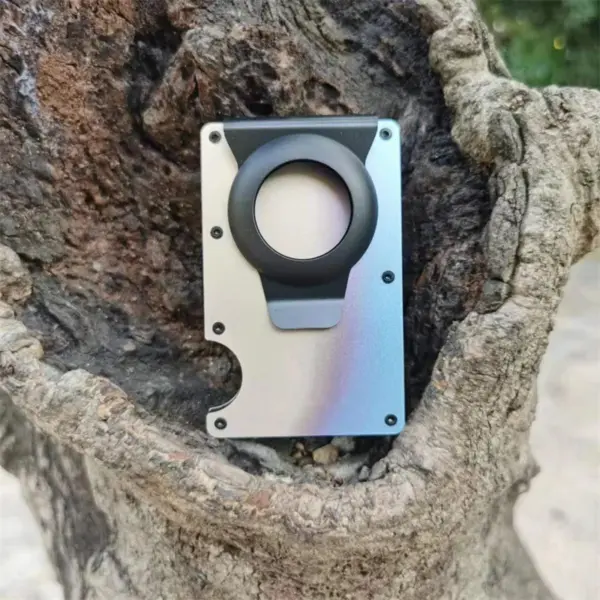 Aluminium Wallet with Airtag Holder for Cards - Image 9