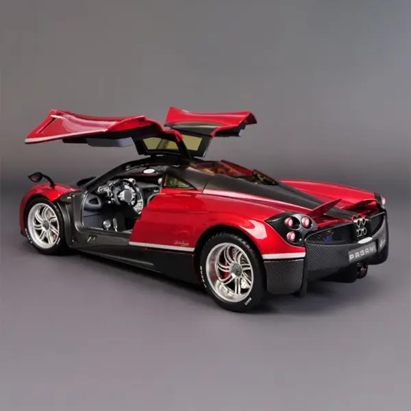 1:18 Scale Huayra Pagani Diecast Car Model - Image 2