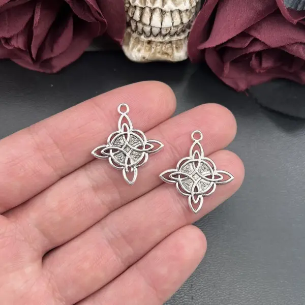 10pcs Silver Celtic Knot Charms Pendants - Image 4