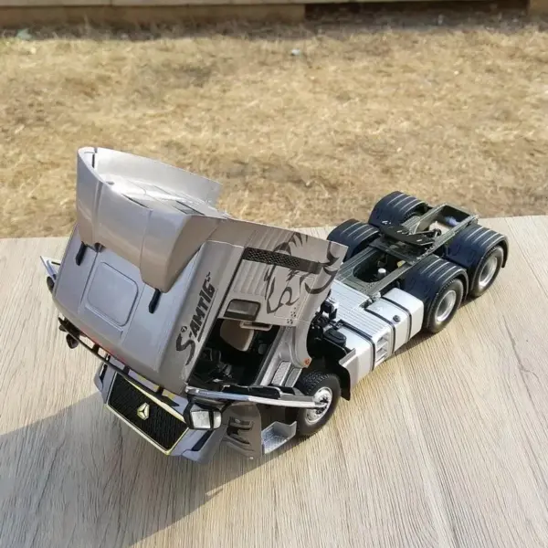 1:24 Scale Shandeka C9H Truck Model - Image 4