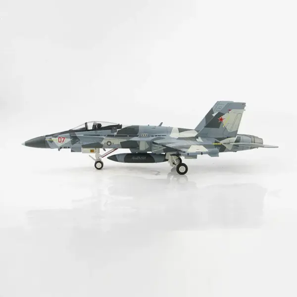 1:72 Scale F/A-18A+ Fighter Jet Model - Image 2