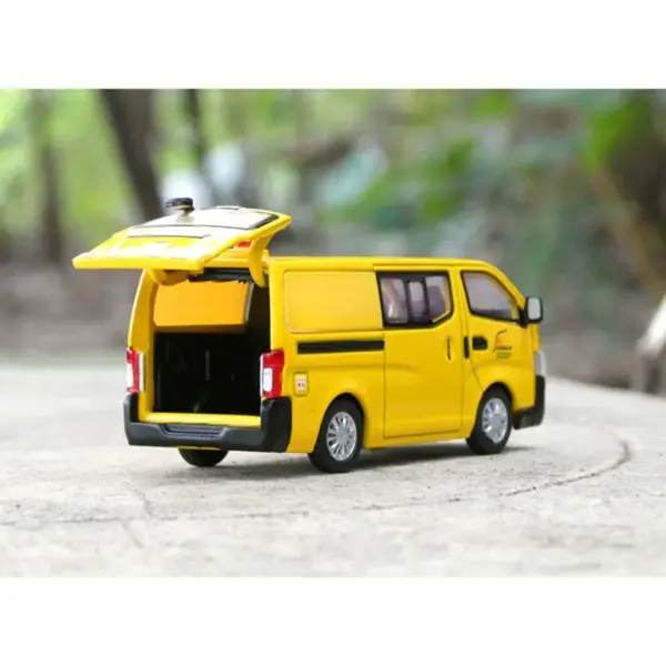 1:64 Diecast Nissan NV350 Van Model Collectible - Image 5