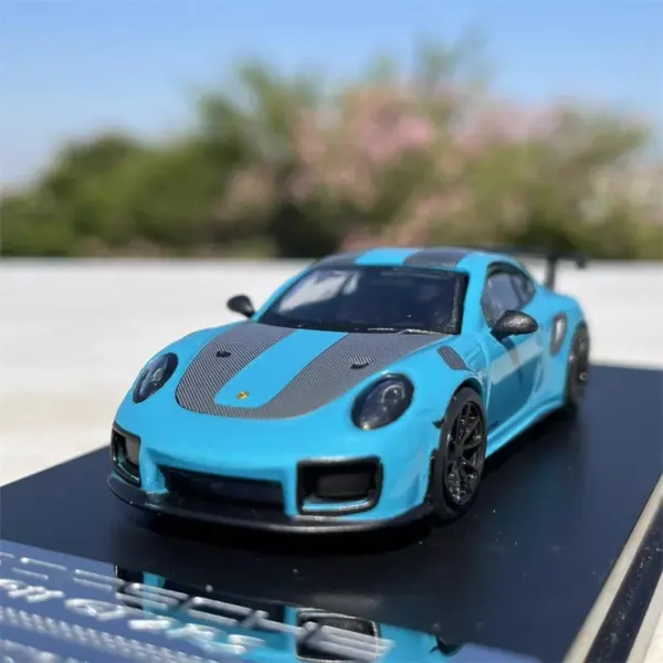 1:64 Scale Diecast Metal Sports Car Model - Image 2