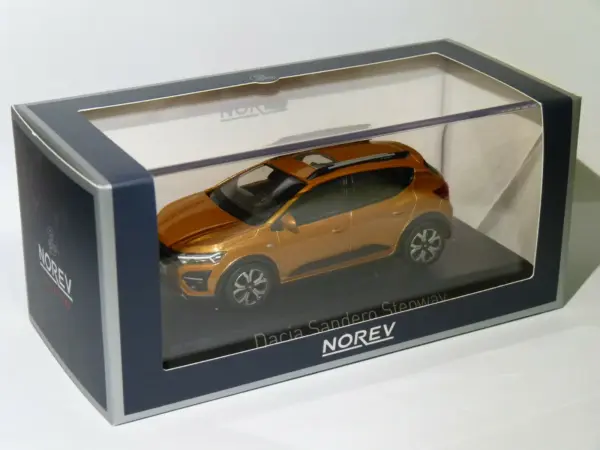Dacia Sandero Stepway 2021 Diecast Model 1/43 - Image 6