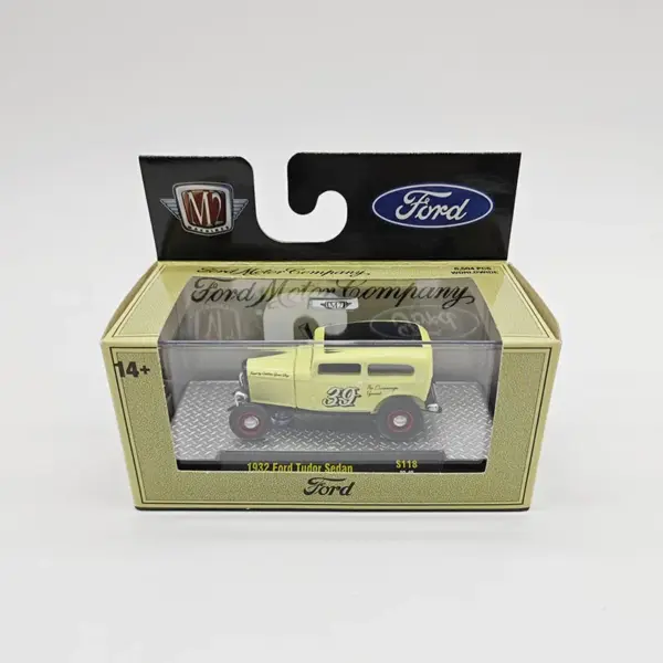 1:64 Scale Diecast Alloy 1932 Ford Model - Image 4